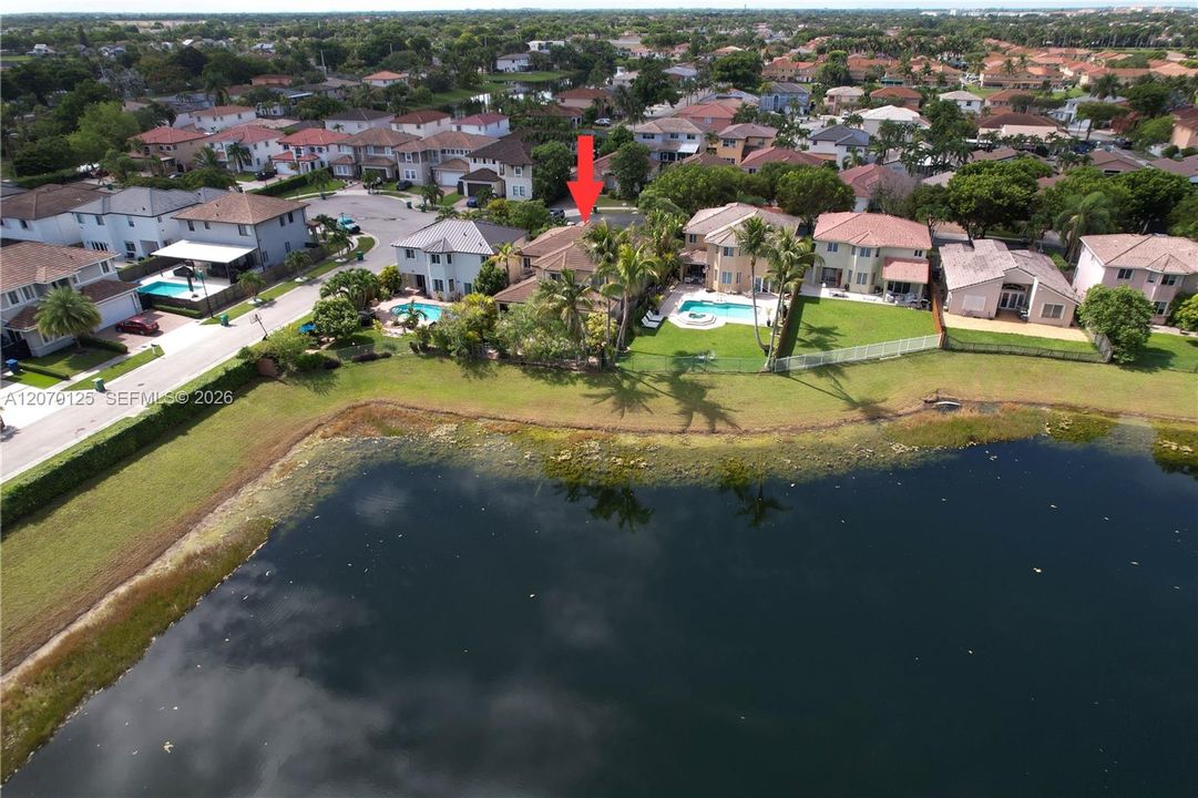 For Sale: $799,000 (5 beds, 3 baths, 2618 Square Feet)