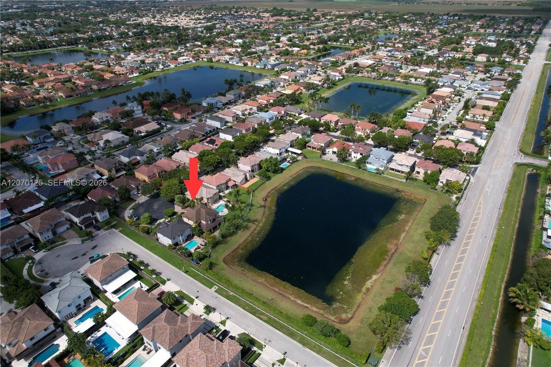 For Sale: $799,000 (5 beds, 3 baths, 2618 Square Feet)