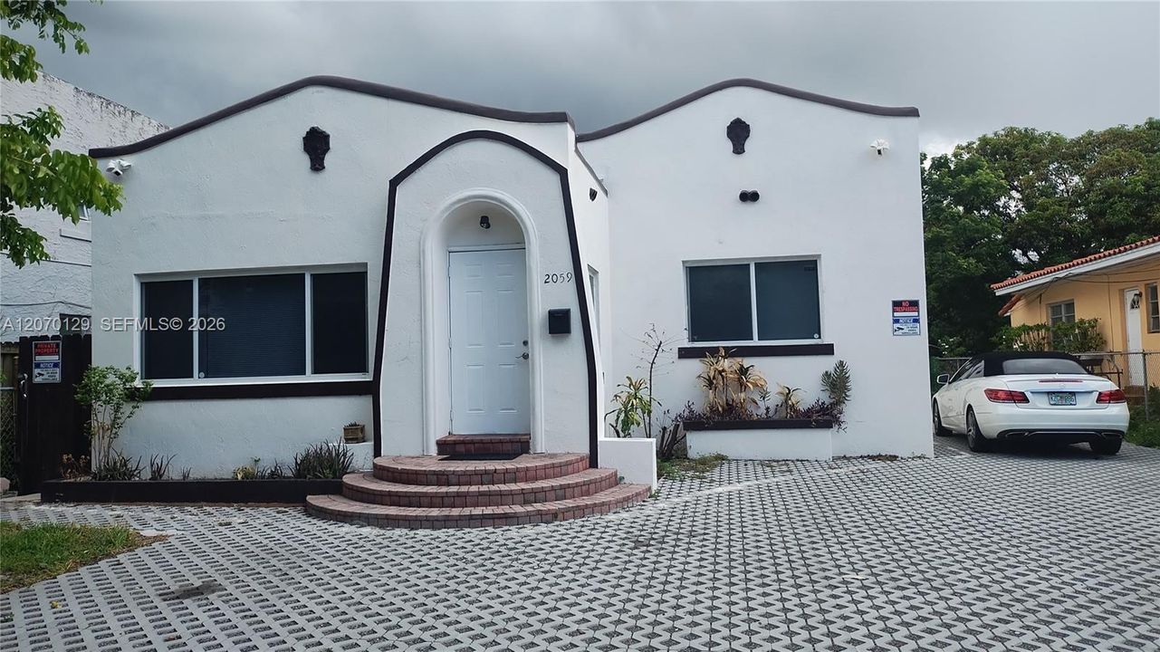 For Rent: $4,300 (4 beds, 3 baths, 2290 Square Feet)