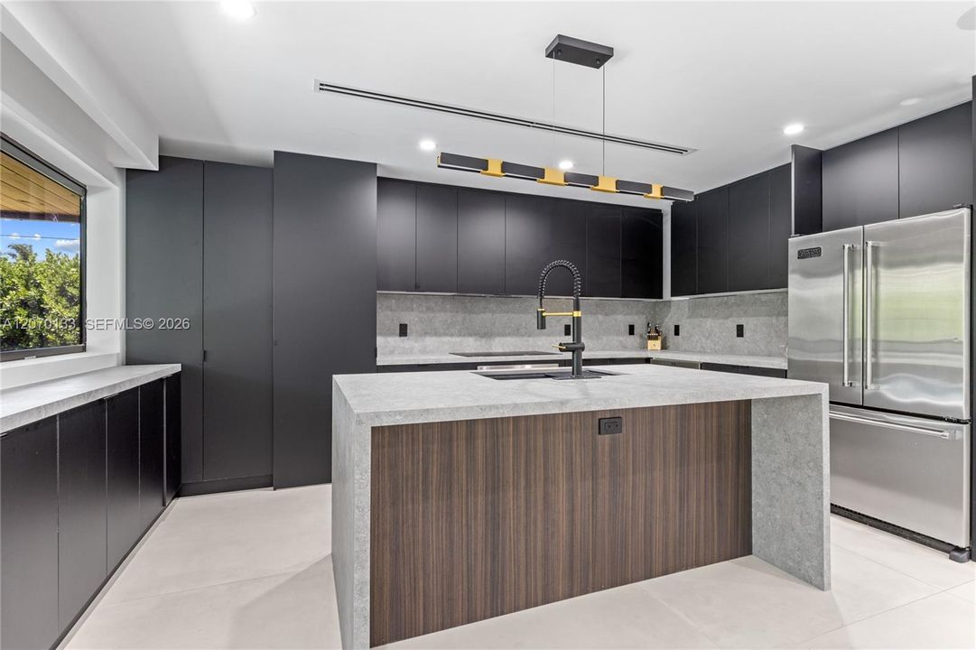 For Sale: $1,149,999 (4 beds, 3 baths, 0 Square Feet)