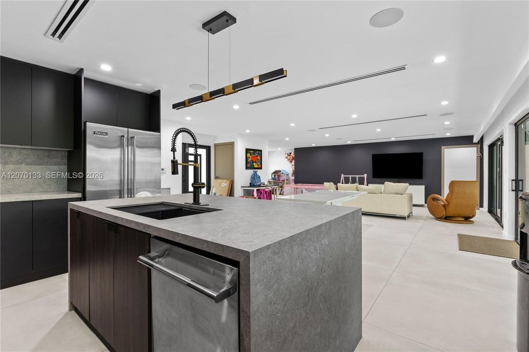 For Sale: $1,149,999 (4 beds, 3 baths, 0 Square Feet)