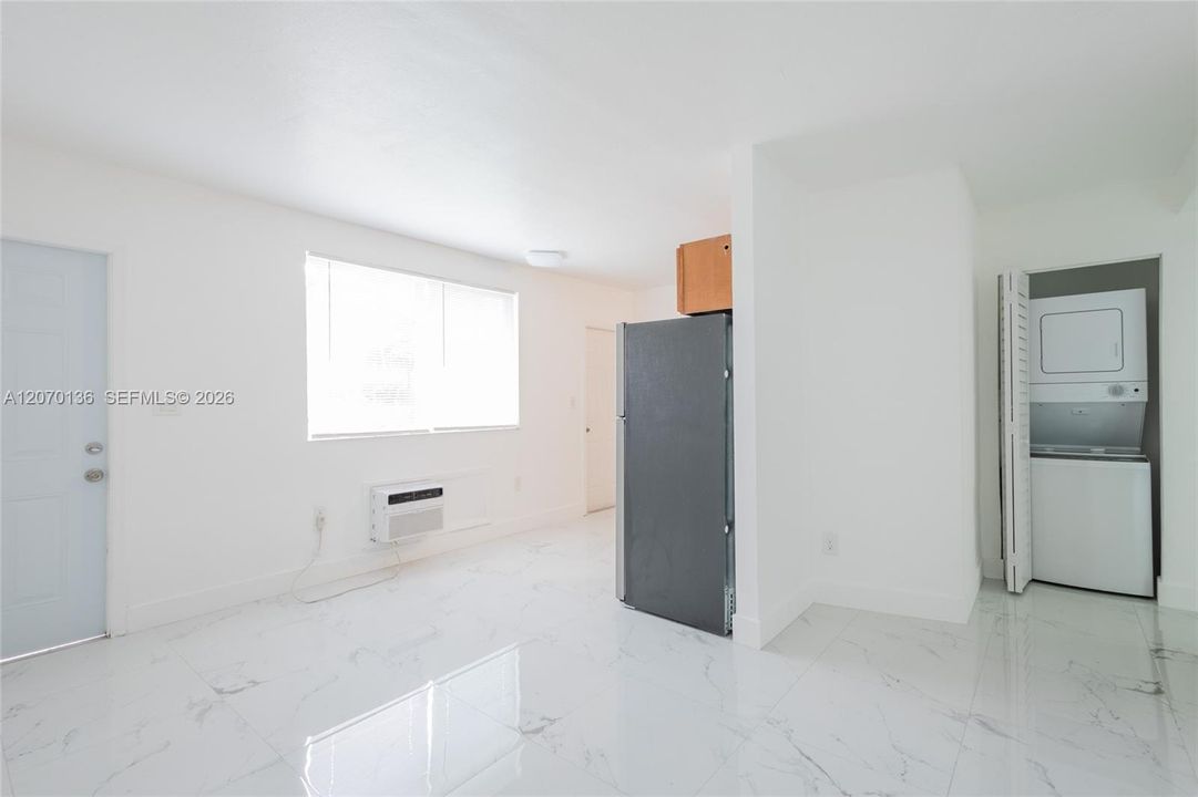 В аренду: $1,850 (1 спален, 1 ванн, 546 Квадратных фут)