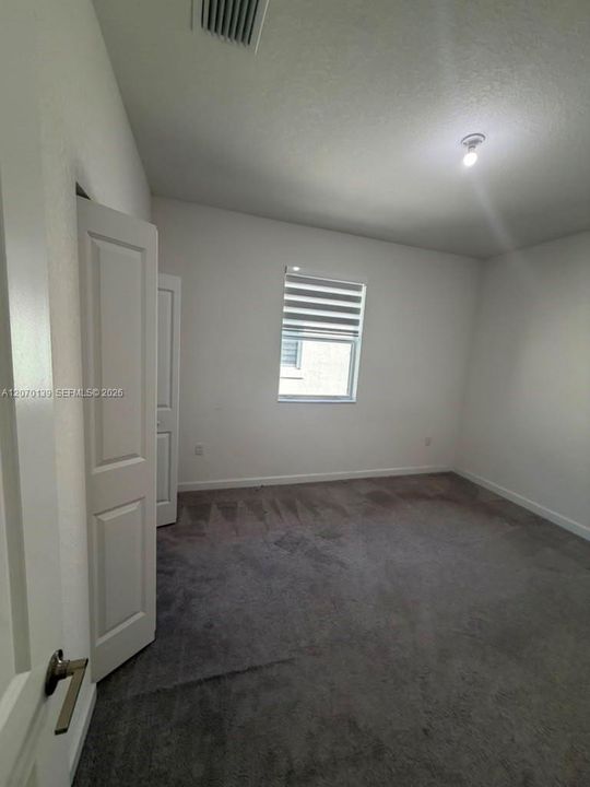 For Rent: $4,400 (5 beds, 3 baths, 2905 Square Feet)