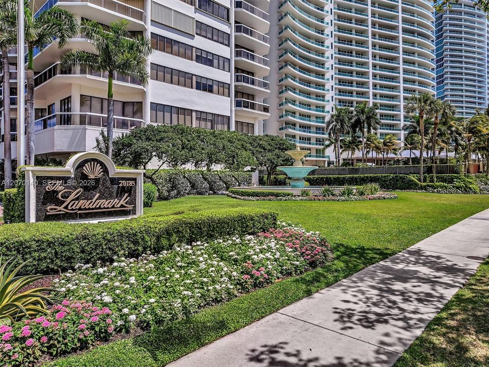 En Venta: $1,150,000 (3 camas, 2 baños, 3010 Pies cuadrados)