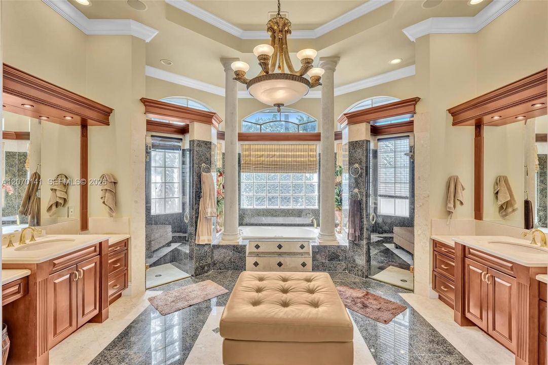 For Sale: $5,395,000 (7 beds, 6 baths, 7657 Square Feet)
