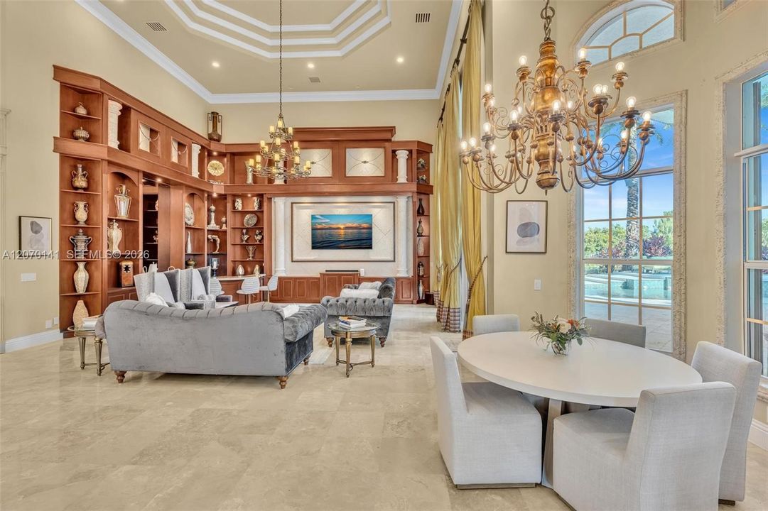 For Sale: $5,395,000 (7 beds, 6 baths, 7657 Square Feet)