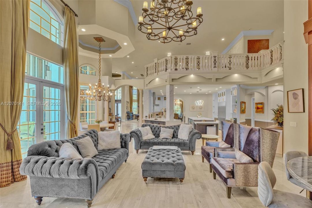 For Sale: $5,395,000 (7 beds, 6 baths, 7657 Square Feet)