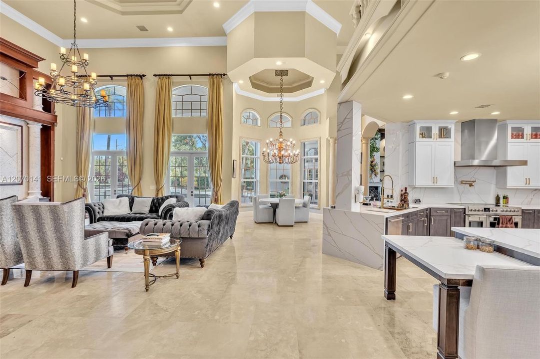 For Sale: $5,395,000 (7 beds, 6 baths, 7657 Square Feet)