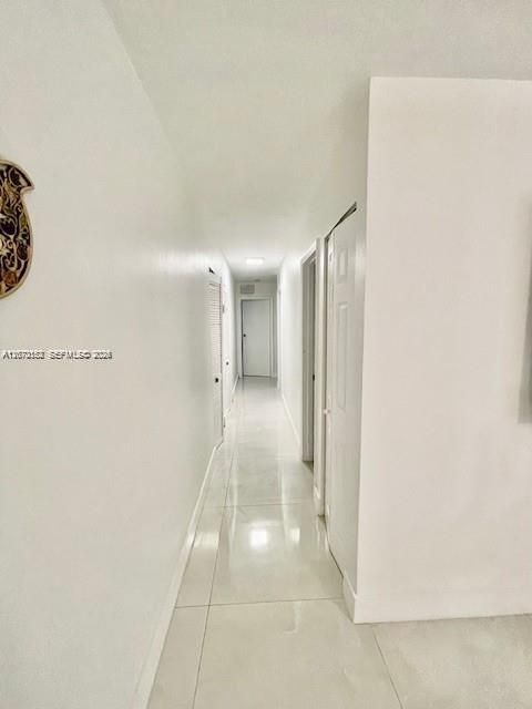 For Sale: $850,000 (5 beds, 4 baths, 1508 Square Feet)