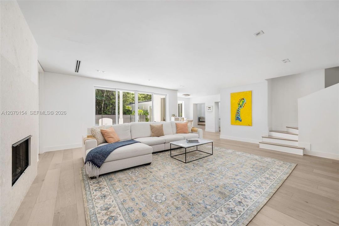For Sale: $4,495,000 (4 beds, 4 baths, 3317 Square Feet)