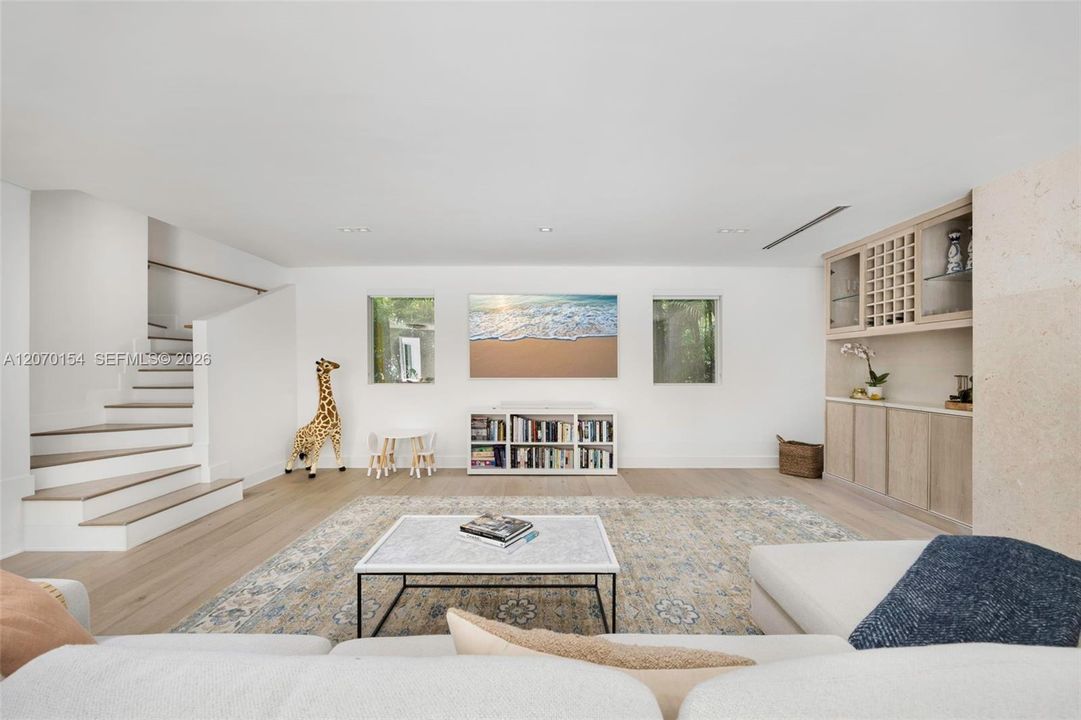 For Sale: $4,495,000 (4 beds, 4 baths, 3317 Square Feet)
