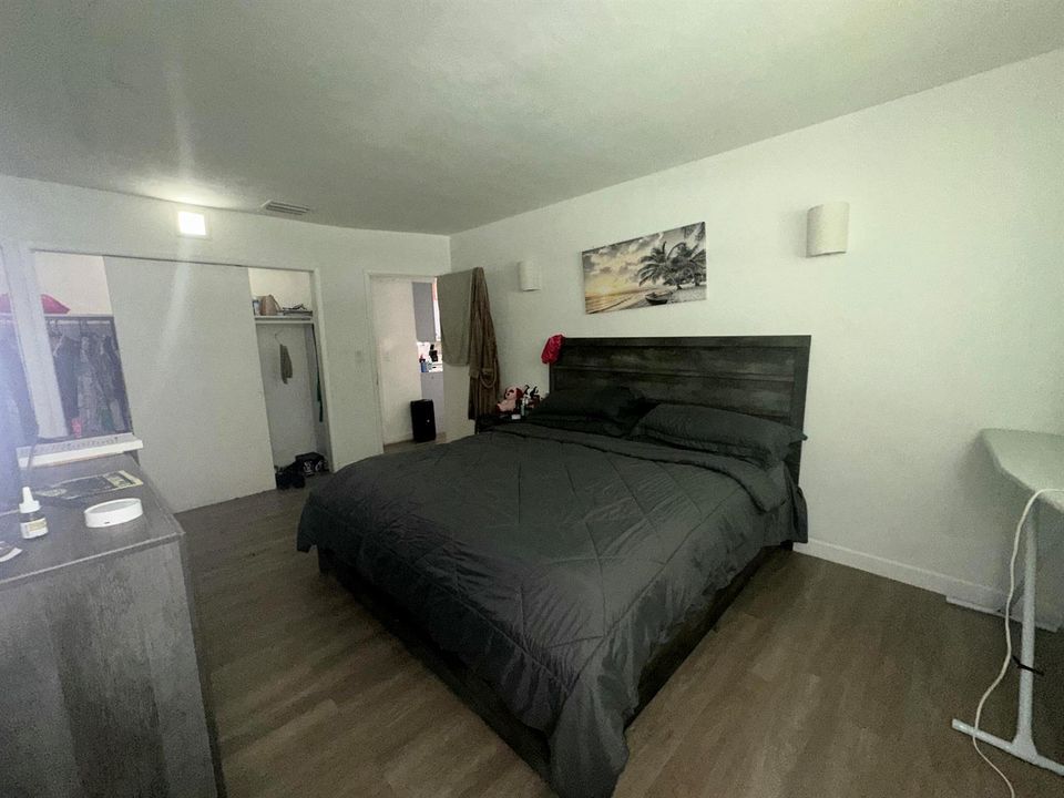 bedroom_1