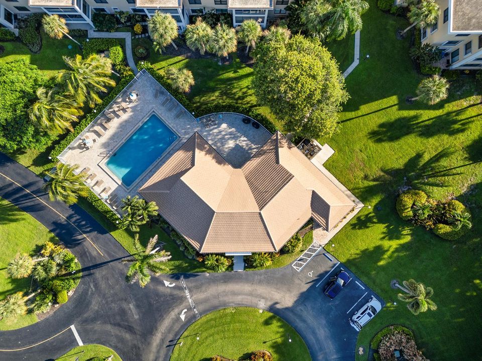 Clubhouse & pool