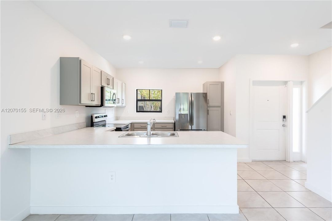 En Venta: $315,000 (3 camas, 2 baños, 1451 Pies cuadrados)