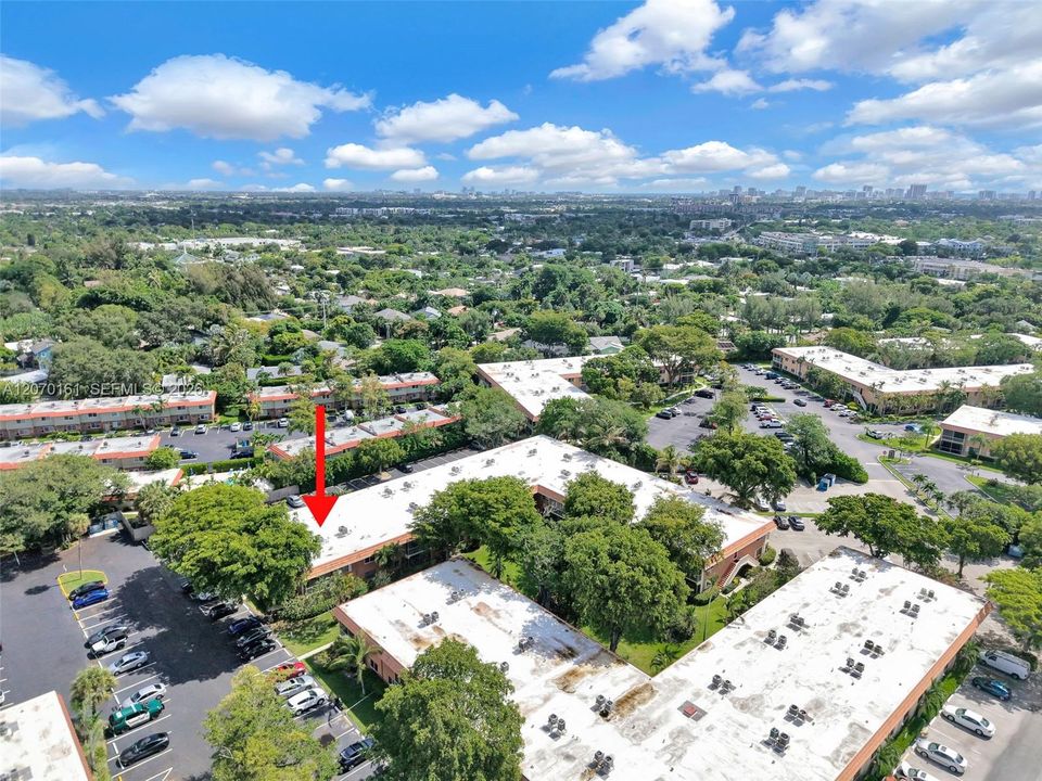For Sale: $185,000 (1 beds, 1 baths, 750 Square Feet)