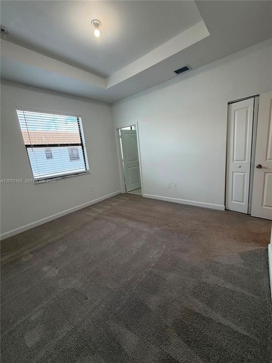 For Rent: $2,700 (3 beds, 2 baths, 1393 Square Feet)