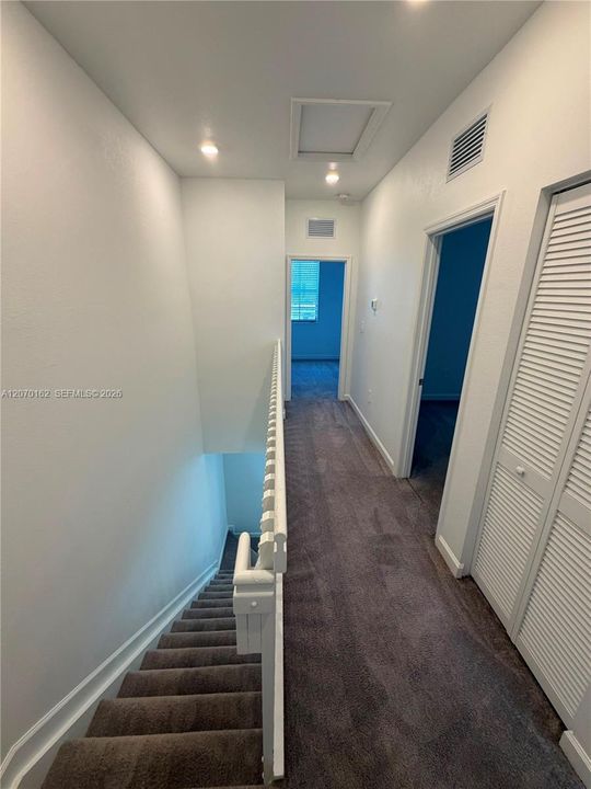 For Rent: $2,700 (3 beds, 2 baths, 1393 Square Feet)