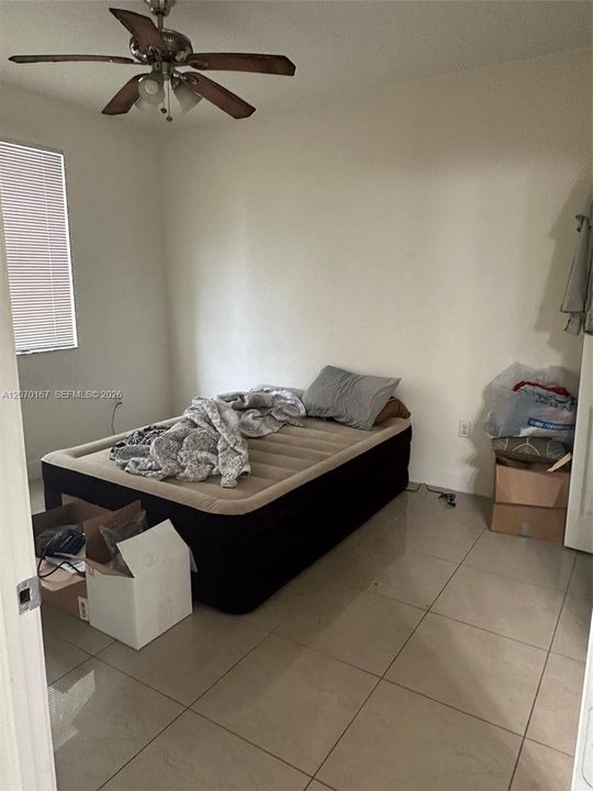 For Rent: $2,000 (2 beds, 2 baths, 914 Square Feet)