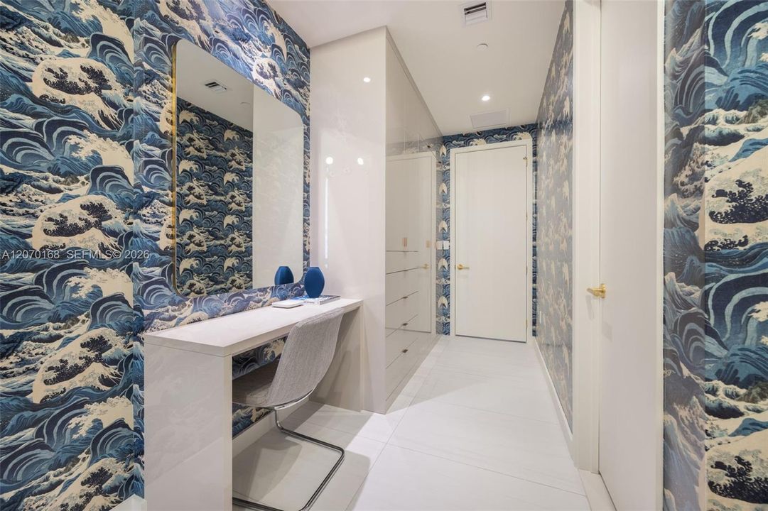 For Sale: $14,750,000 (6 beds, 6 baths, 4833 Square Feet)