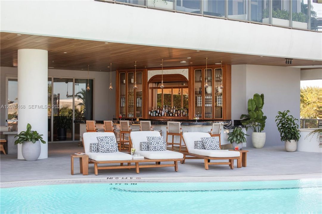 For Sale: $14,750,000 (6 beds, 6 baths, 4833 Square Feet)