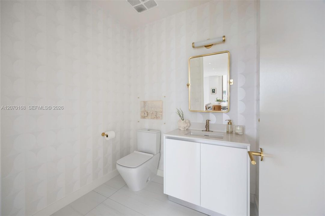 For Sale: $14,750,000 (6 beds, 6 baths, 4833 Square Feet)