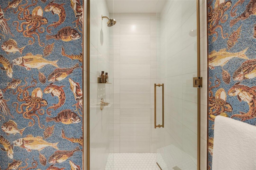 For Sale: $14,750,000 (6 beds, 6 baths, 4833 Square Feet)