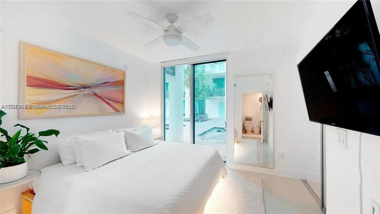 For Rent: $5,999 (2 beds, 2 baths, 1700 Square Feet)