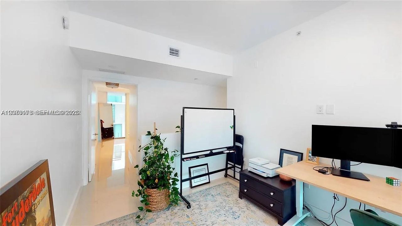 For Rent: $5,999 (2 beds, 2 baths, 1700 Square Feet)
