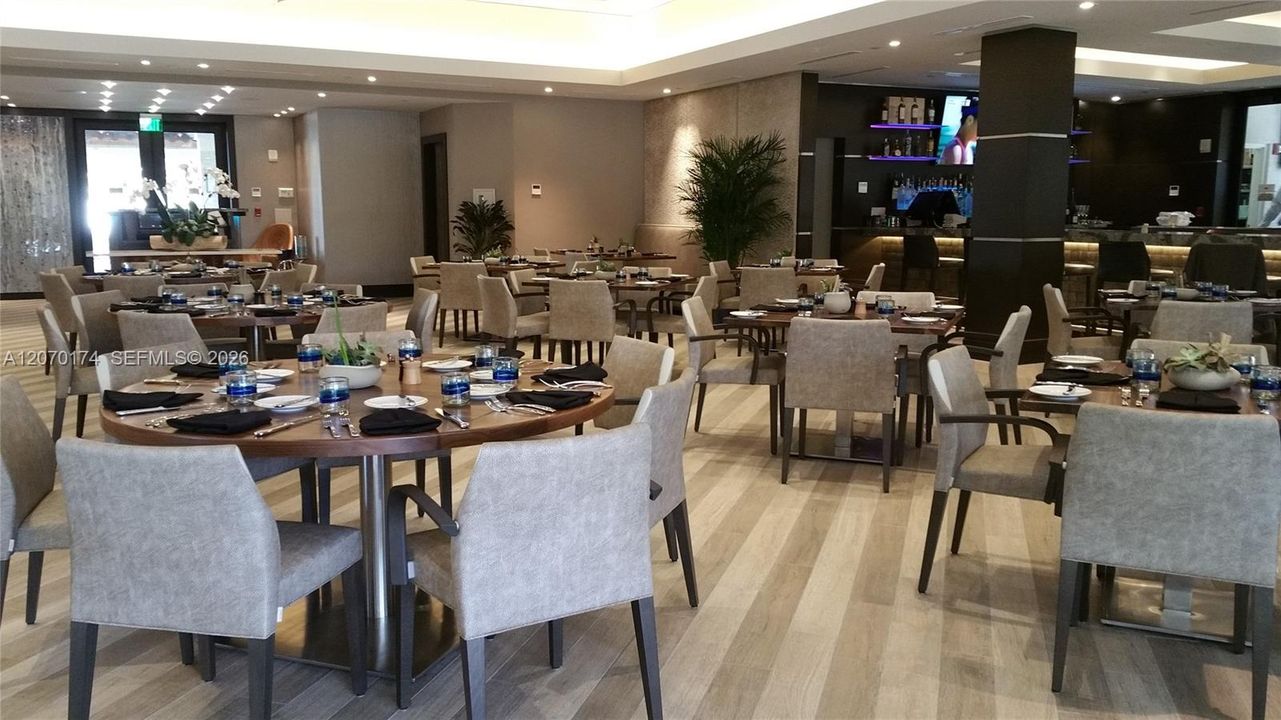 Grille Restaurant & Bar