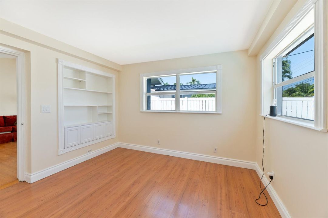 20260817 - 821 SE 16th St - MR-18