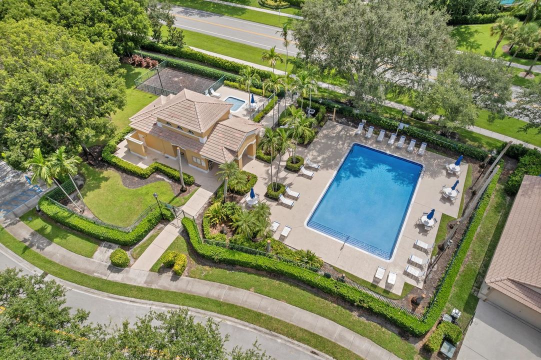 4912 NW 55th Blvd-58