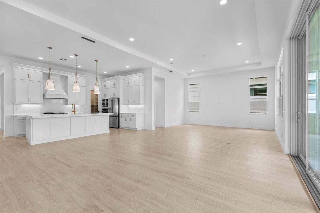 Great Room-Dining