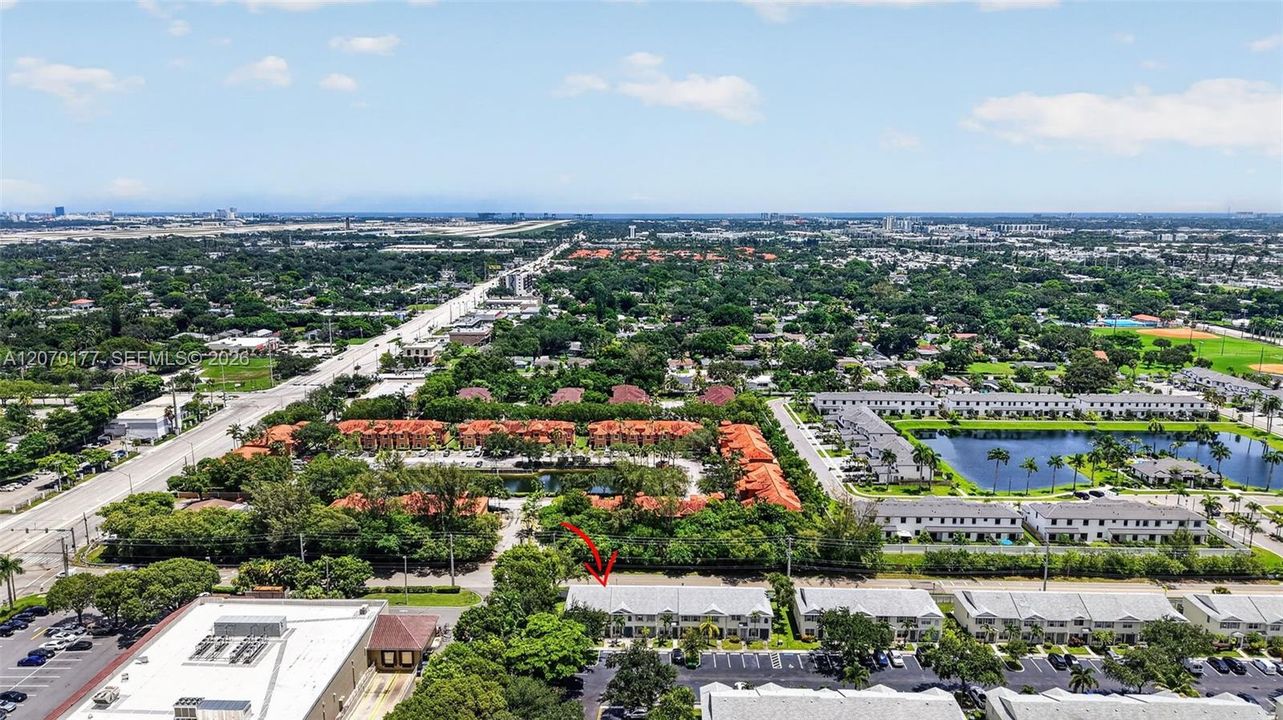 For Sale: $340,000 (2 beds, 2 baths, 1110 Square Feet)