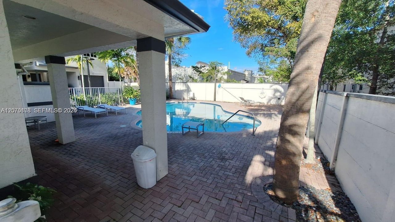 En Renta: $3,500 (4 camas, 3 baños, 2161 Pies cuadrados)