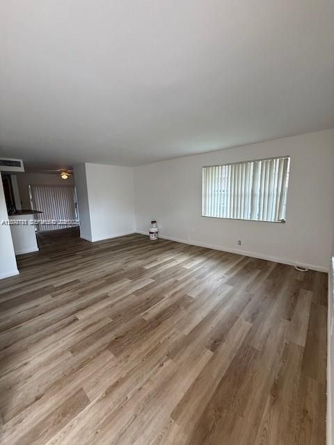 For Rent: $2,100 (2 beds, 1 baths, 3169 Square Feet)