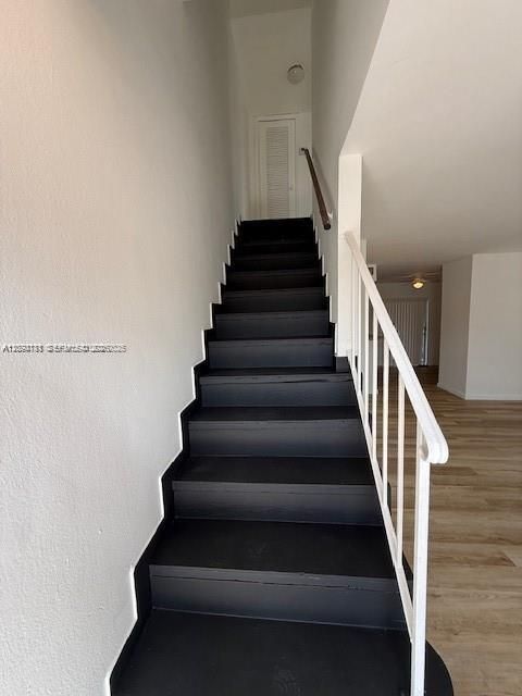 For Rent: $2,100 (2 beds, 1 baths, 3169 Square Feet)