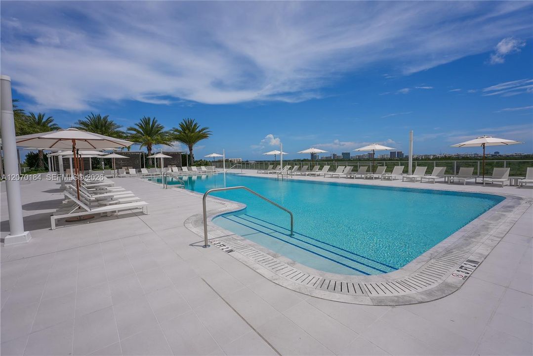 For Sale: $2,039,000 (2 beds, 3 baths, 0 Square Feet)