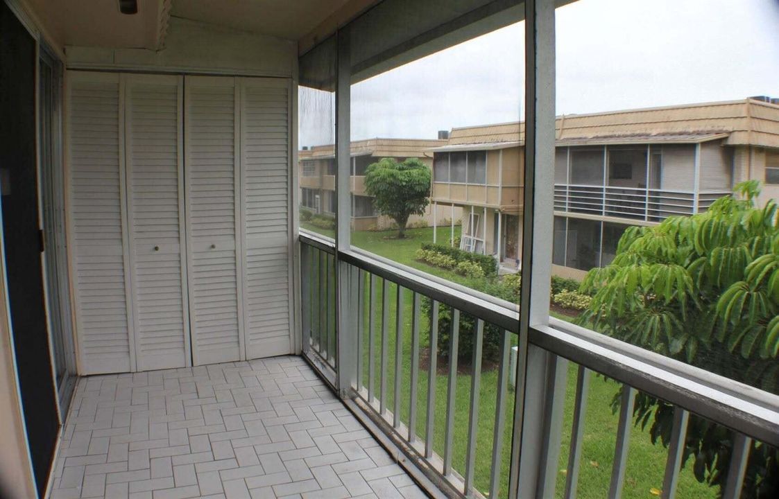 10. Back Screened Patio