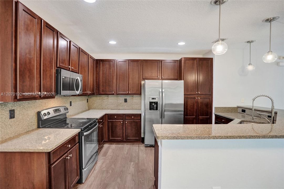For Sale: $485,000 (3 beds, 2 baths, 1935 Square Feet)