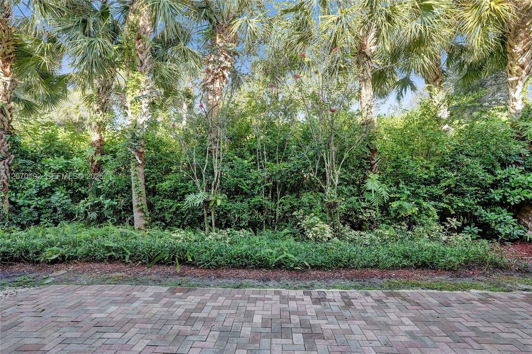 For Sale: $485,000 (3 beds, 2 baths, 1935 Square Feet)