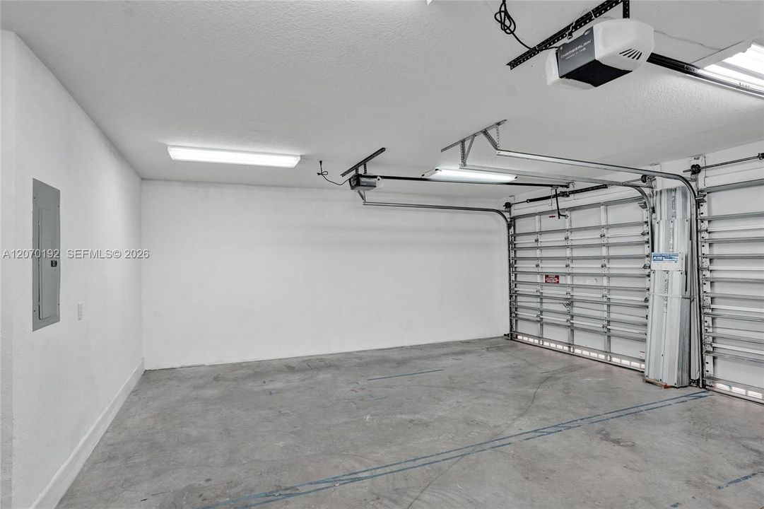 For Sale: $485,000 (3 beds, 2 baths, 1935 Square Feet)