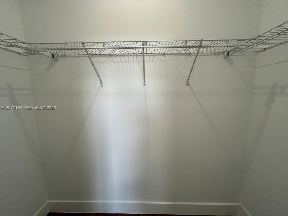 For Rent: $3,000 (4 beds, 2 baths, 1810 Square Feet)