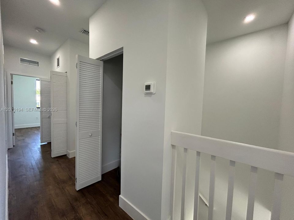 For Rent: $3,000 (4 beds, 2 baths, 1810 Square Feet)