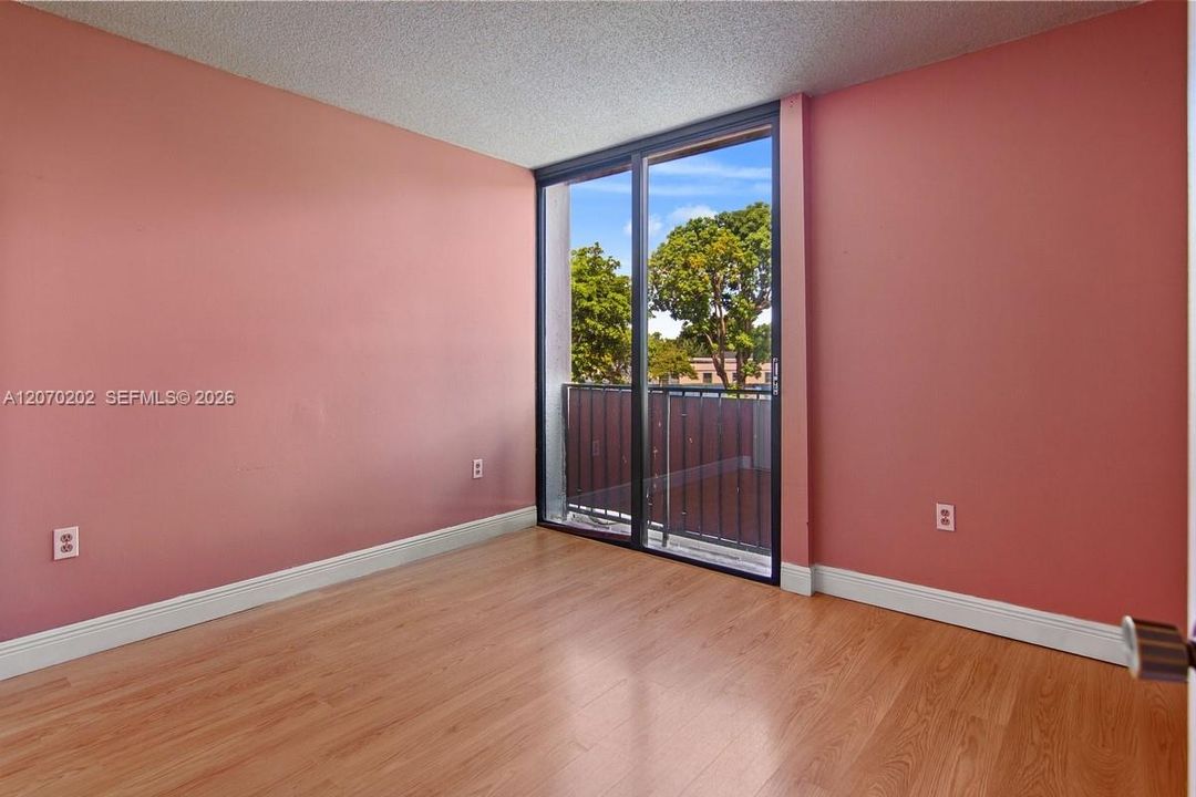 For Sale: $474,900 (3 beds, 2 baths, 1430 Square Feet)