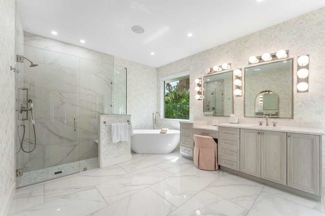 Primary Bedroom Bathroom