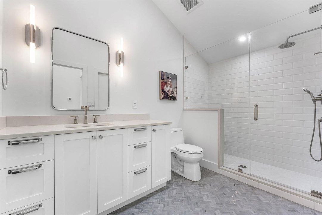 Bedroom 3 Bathroom