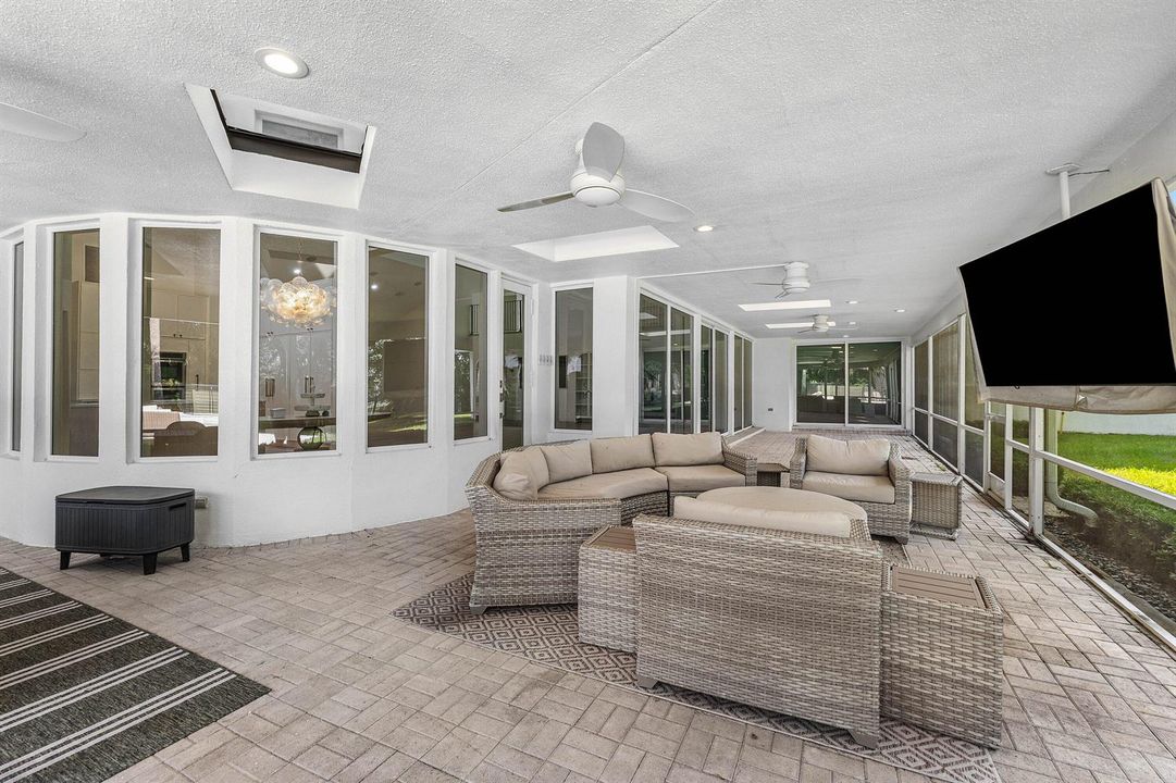 Screened Patio
