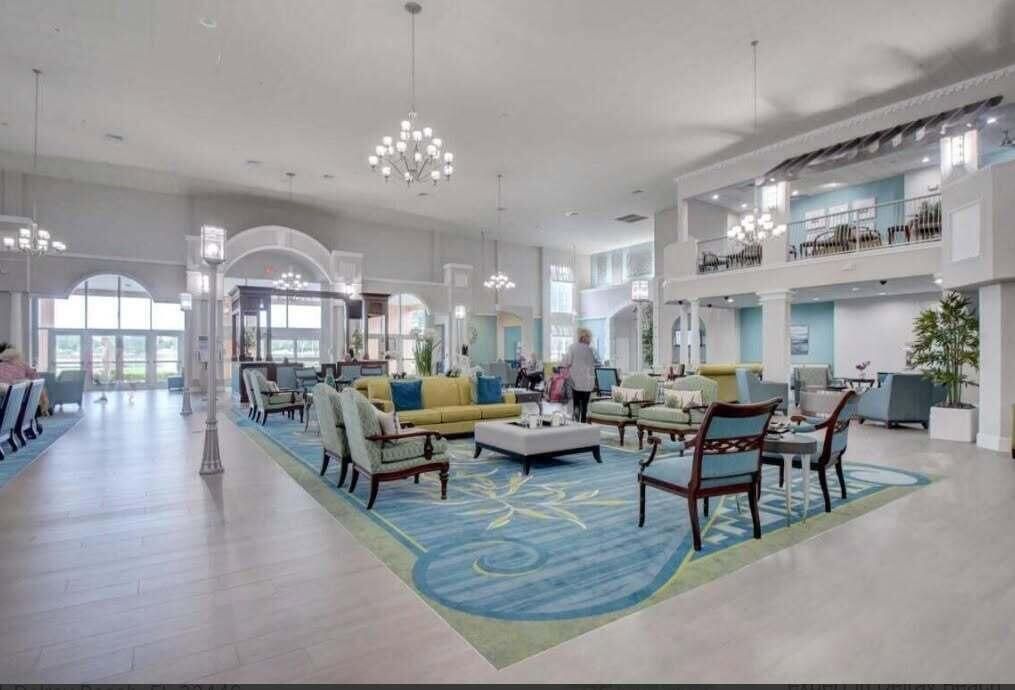 12. Club House