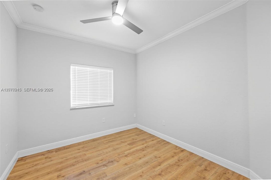 For Sale: $335,000 (3 beds, 2 baths, 1245 Square Feet)