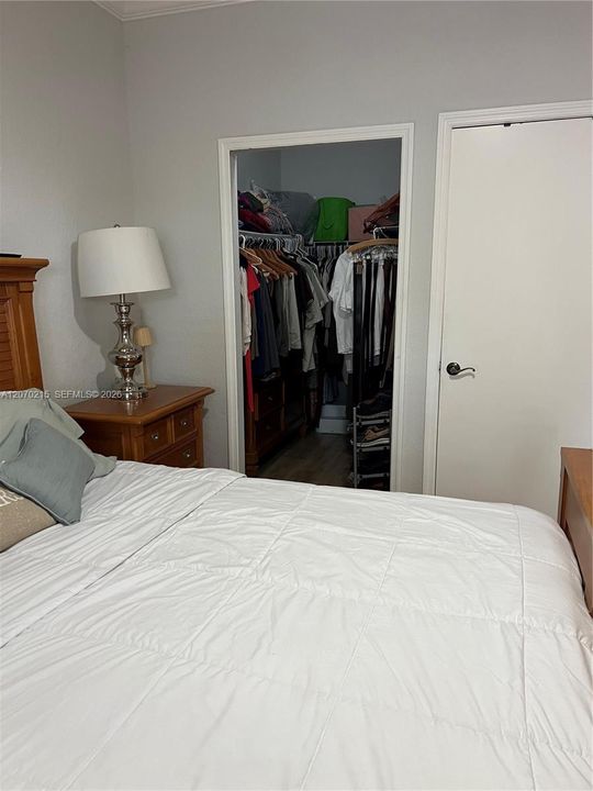 For Sale: $335,000 (3 beds, 2 baths, 1245 Square Feet)